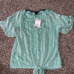 Womens shirt, BUNDLE 5/$25